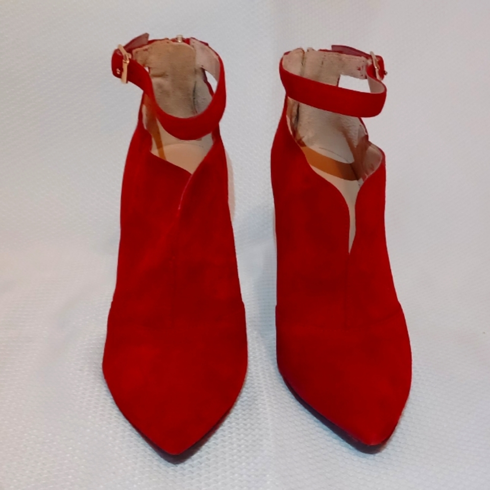 Enzo Angiolini red heeled suede boot